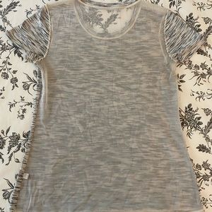 Lululemon running tee with full mesh back